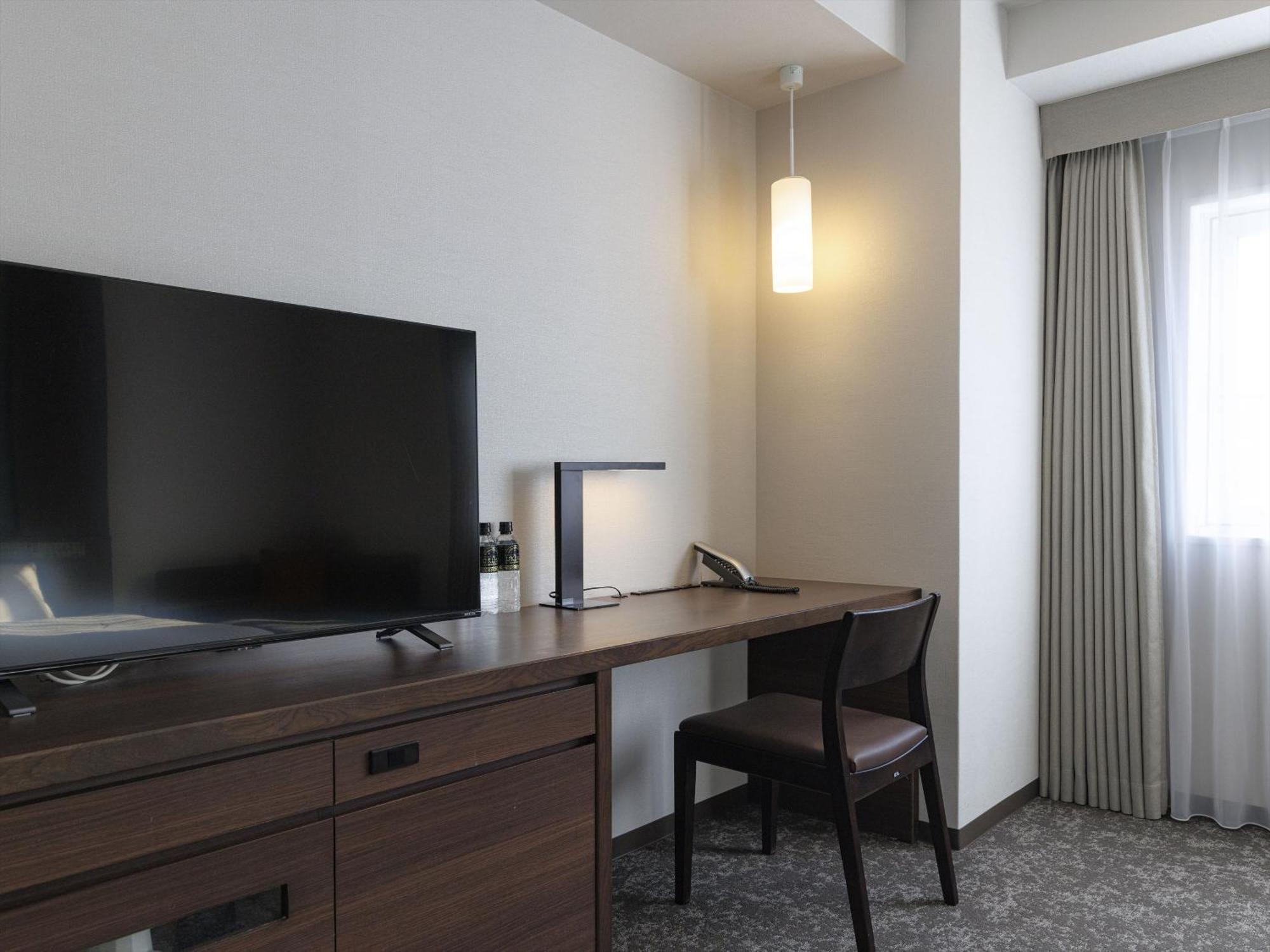โรงแรม โรงแรมเจอาร์ คิวชู 3*